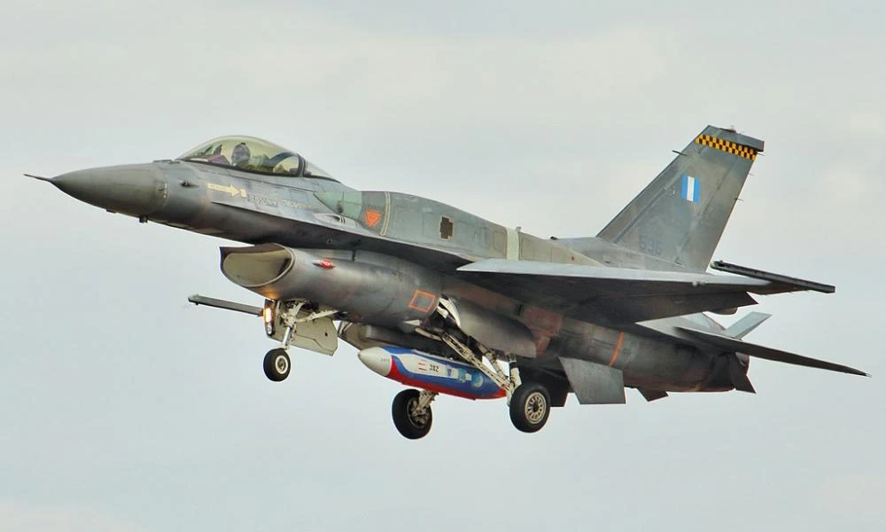 Ελληνικά μαχητικά στον ουρανό του Έβρου - Επίδειξη δύναμης από την χώρα μας - Βίντεο